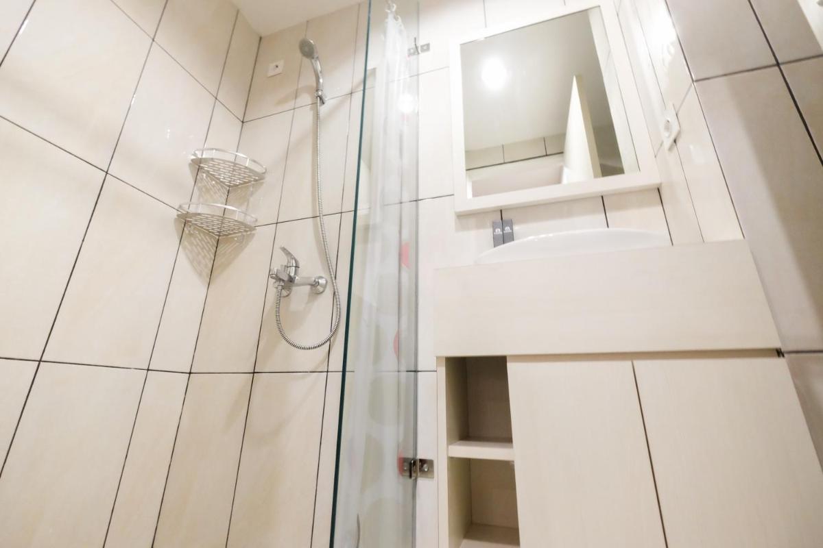 Best Furnished Studio Grand Kamala Lagoon Apartment By Travelio - Hizvo