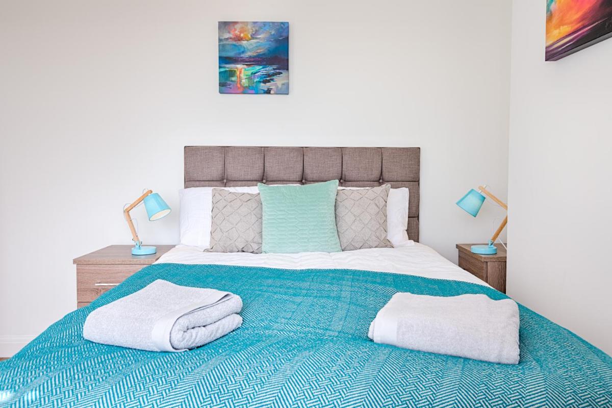 Liberty Spacious Swansea - Housity
