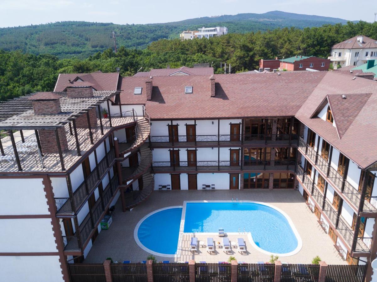 Villa Laguna Guest House - Housity