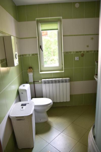 Drewniany domek z piernika - Housity