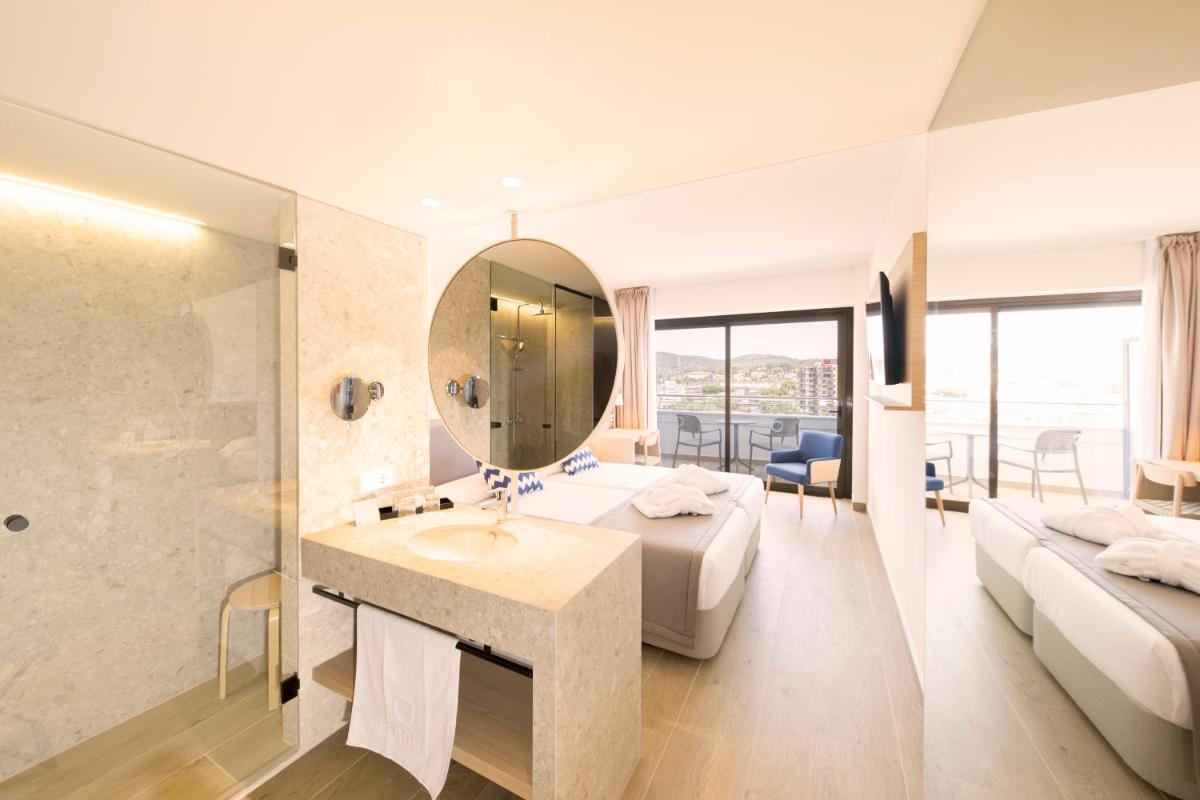 Un baño de FERGUS Style Tobago - Adults Only