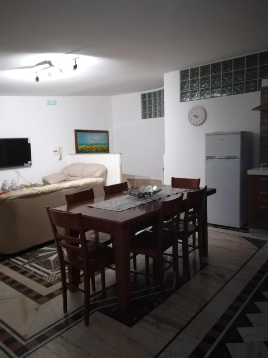 B&B Le Rocce - Housity