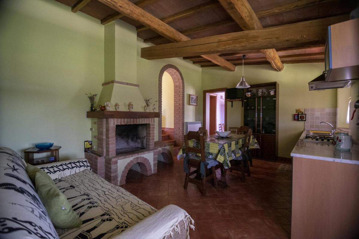 Agriturismo Belvedere Di Pierini E Brugi - Housity