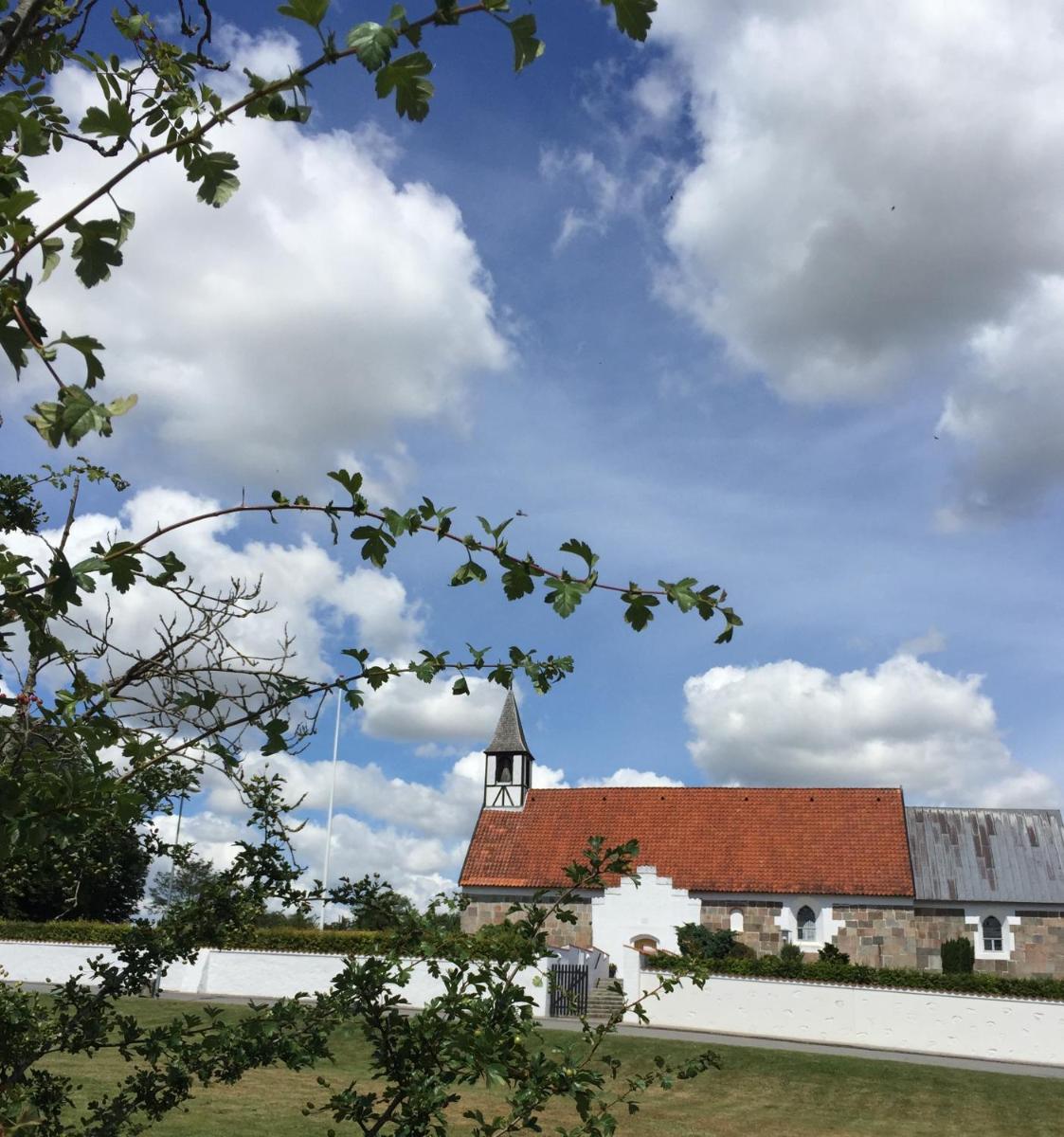 Hotel Laasby Kro - Housity