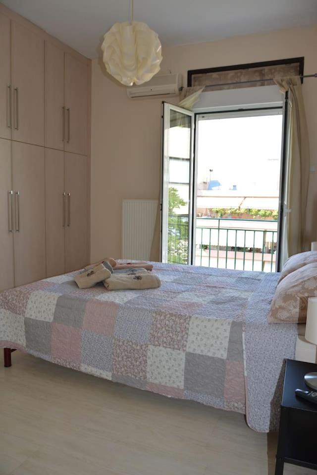 Suitetrails - Modern apartment, 5΄ walk from central metro station