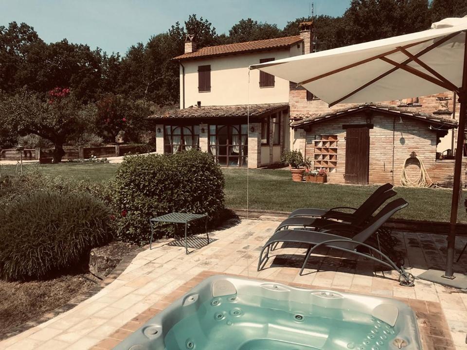 Country Suite Home - Housity