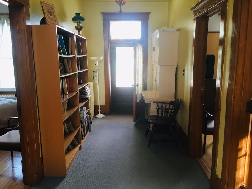 Le Petit Château Montebello B&B - Housity