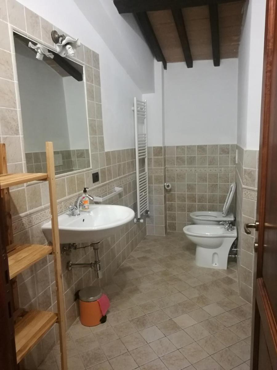 App.to Iris 3 Bedrooms,2 Bath, Living Room 11 Pax - Housity
