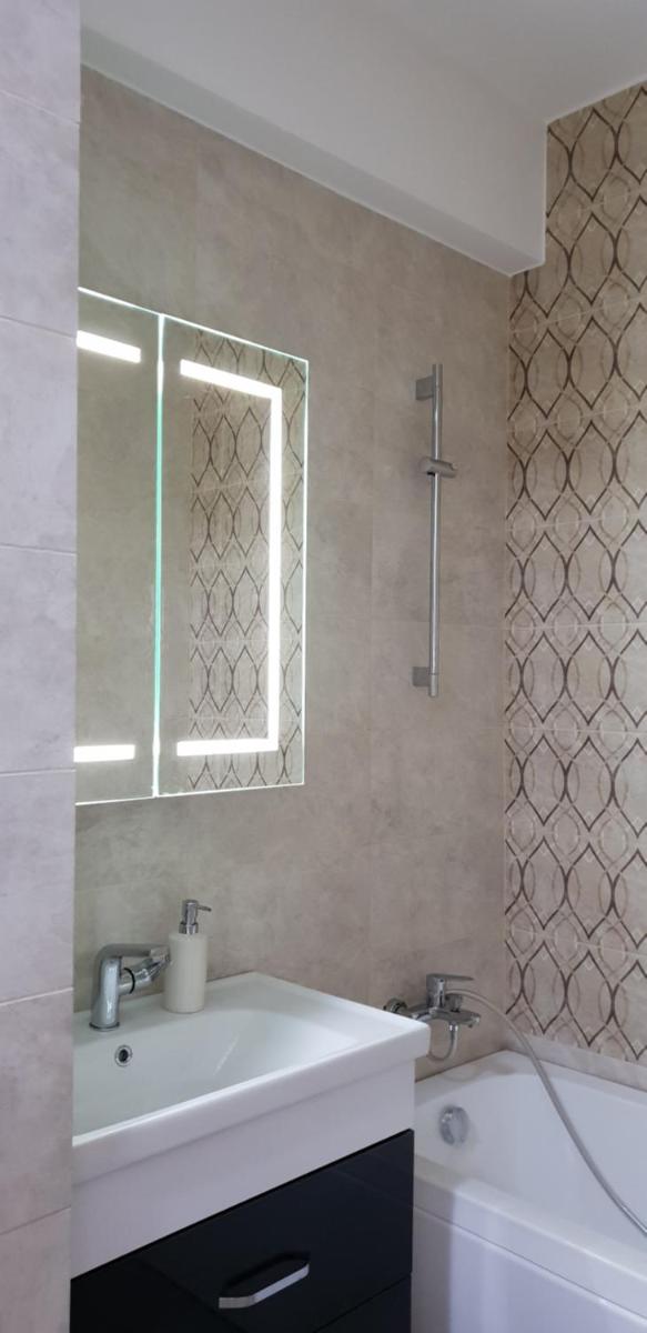 Apartament Laura Solid House Mamaia - Housity