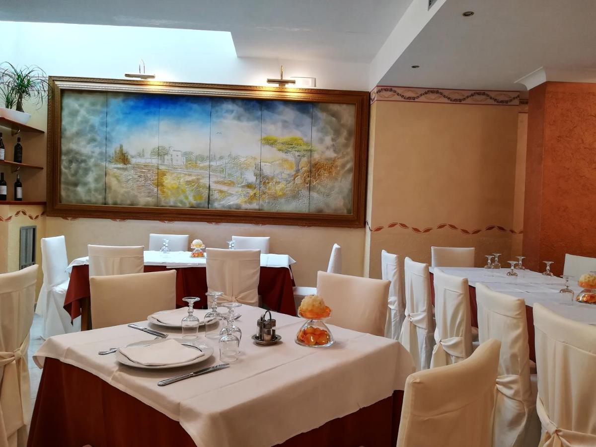 Hotel Euro - Housity