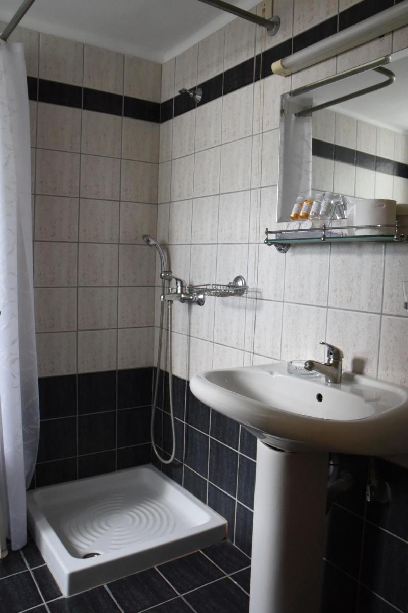 Hotel Achillion - Housity