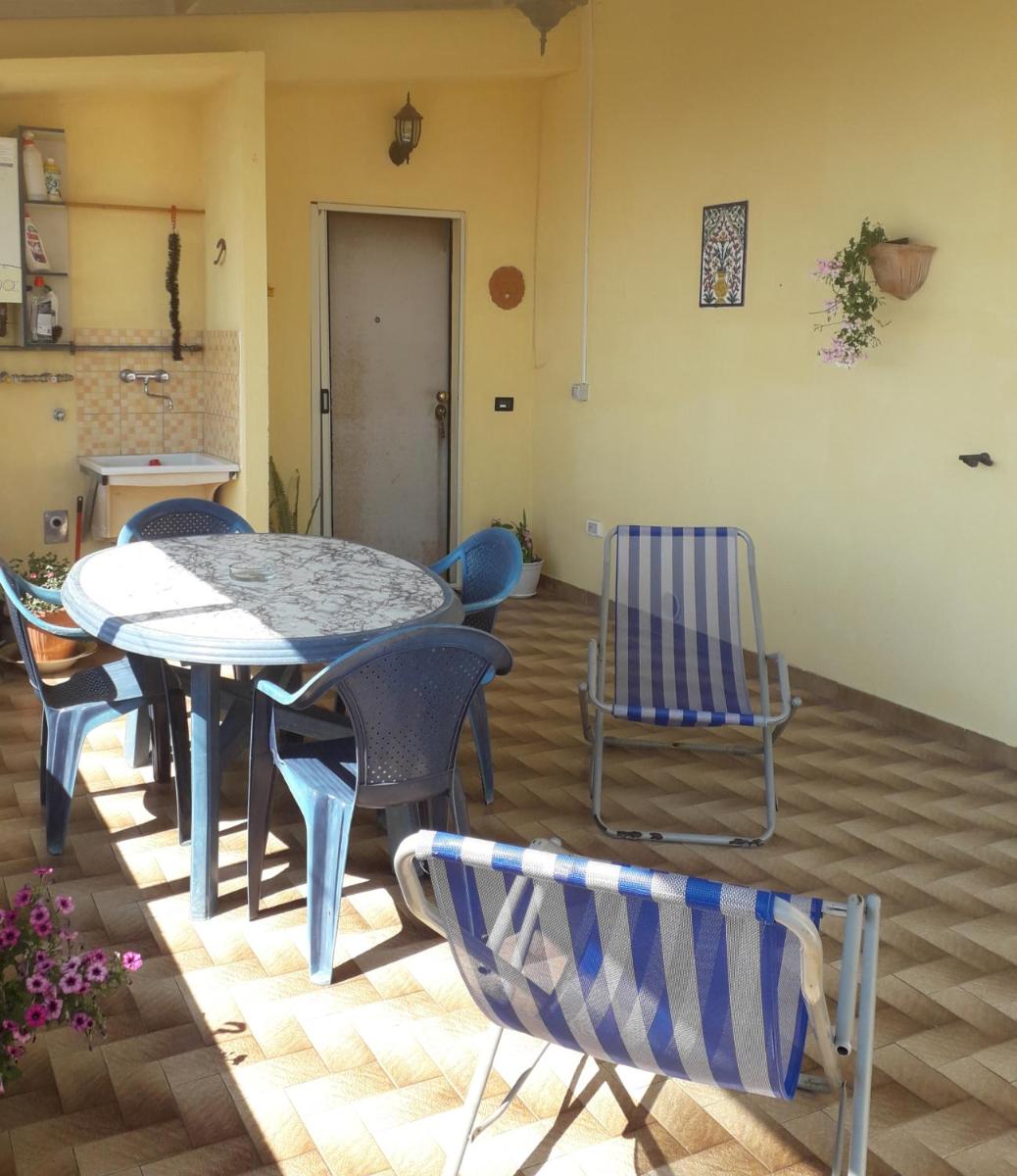P.J'S HOUSE - Housity
