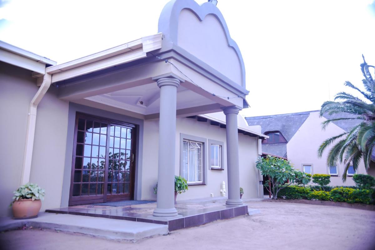 Mmakosha Lodge - Housity