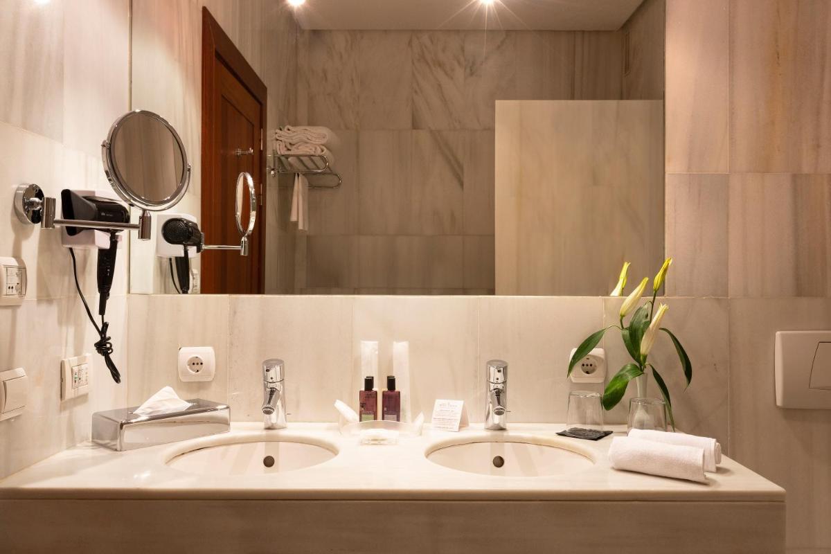 Un baño de Gran Hotel Soller