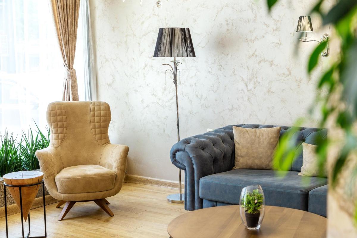City Avenue Hotel by HMG - Housity