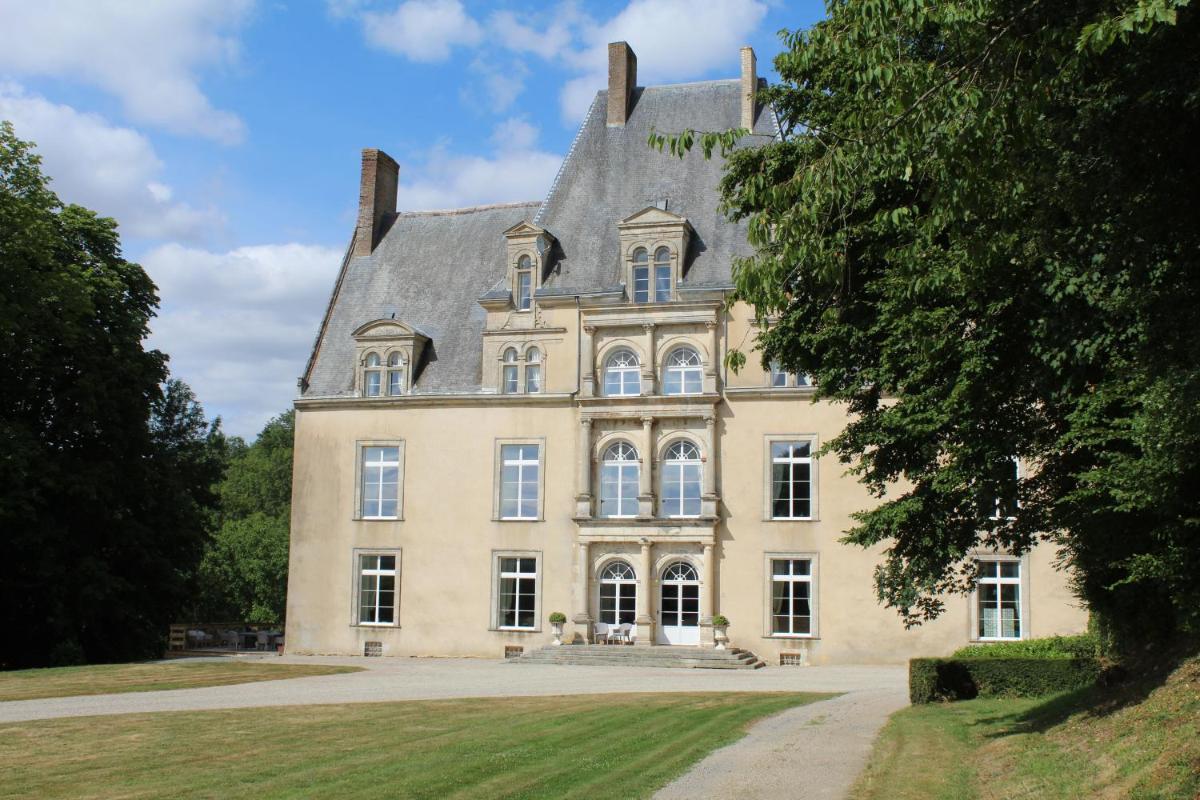 Chateau de la Lucazière - Housity