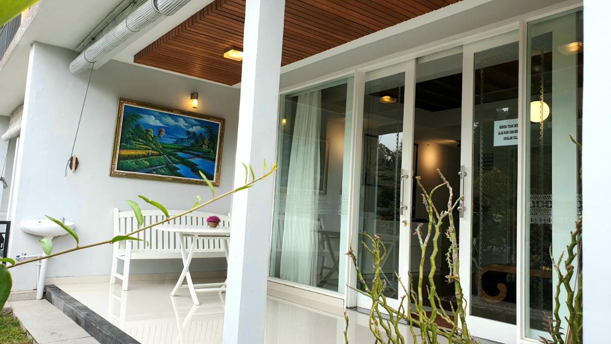 Suitetrails - Bedugul Lake View Residence Unit A-1