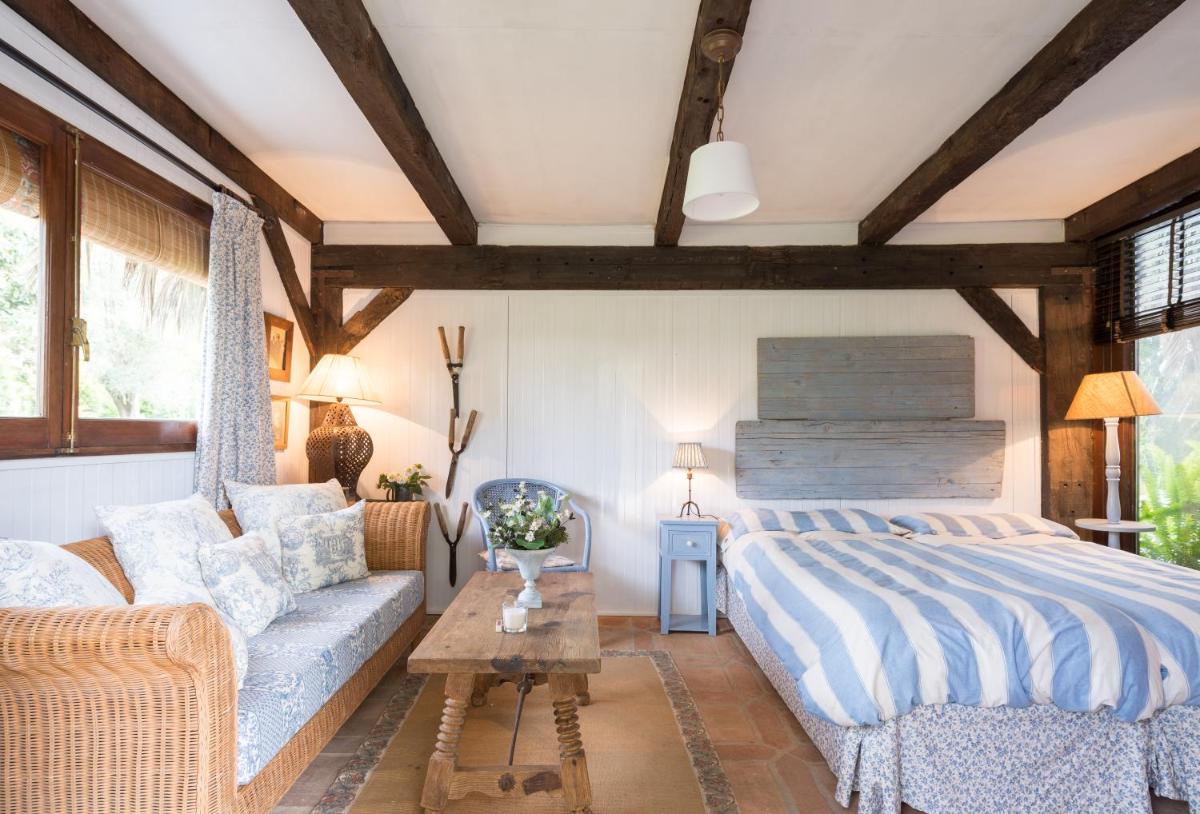 La Casita by Teresa - Housity