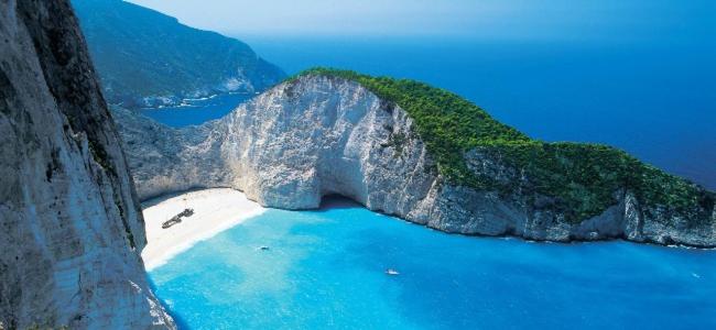 Cheap and confortable, SEAFRONT, Terrace, Zante Town - Housity