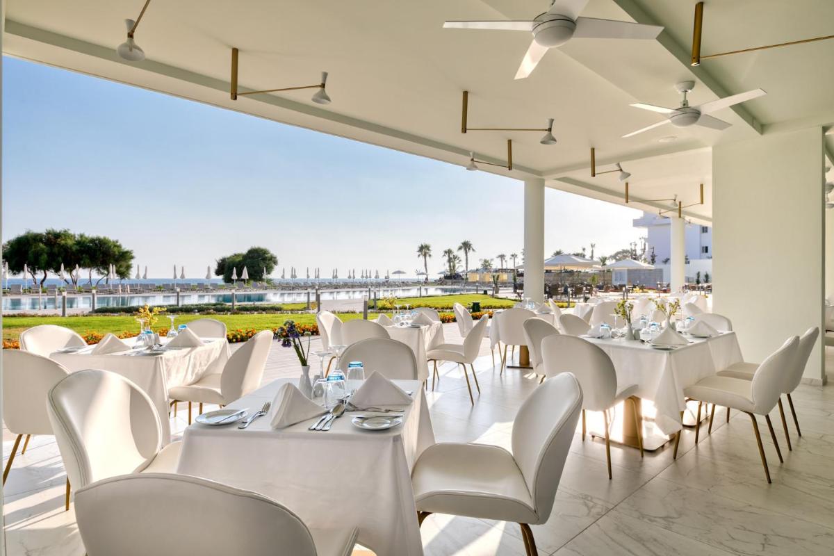Ivi Mare - Designed for Adults by Louis Hotels - Housity