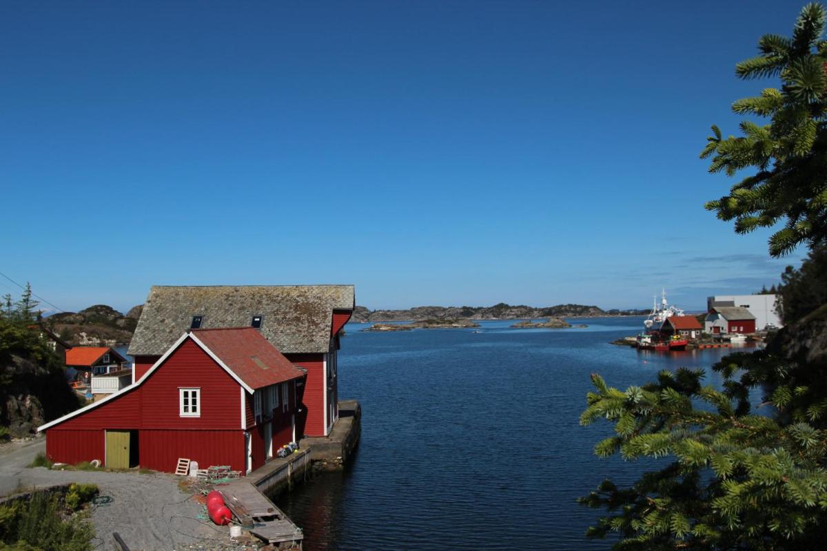 Kobbaneset HK - Tett på havet - Bekkjarvik - Housity