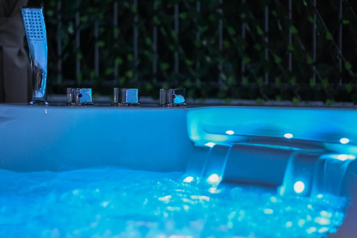 Luxury Summer House - Housity