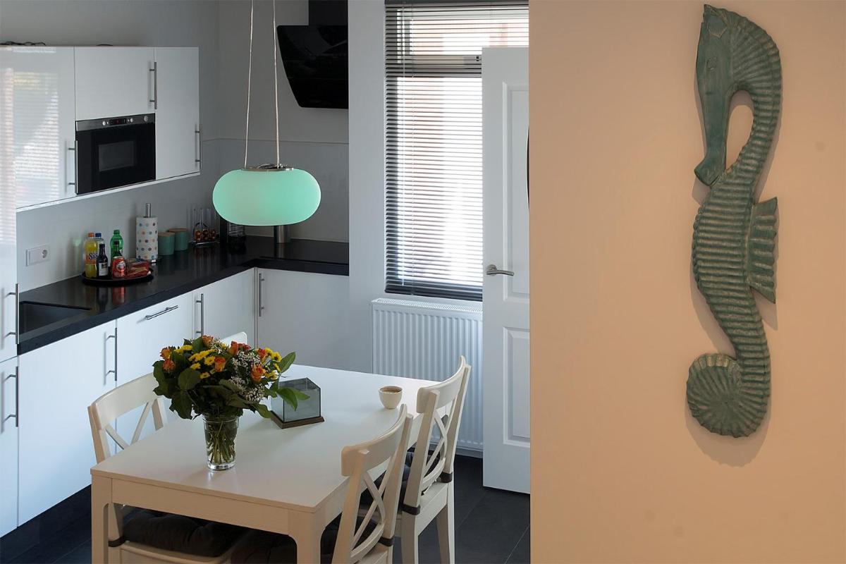 4 Seasons Zandvoort - Housity