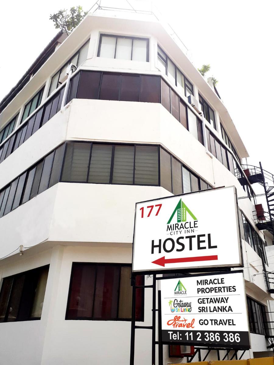 Suitetrails - Miracle Colombo City Hostel