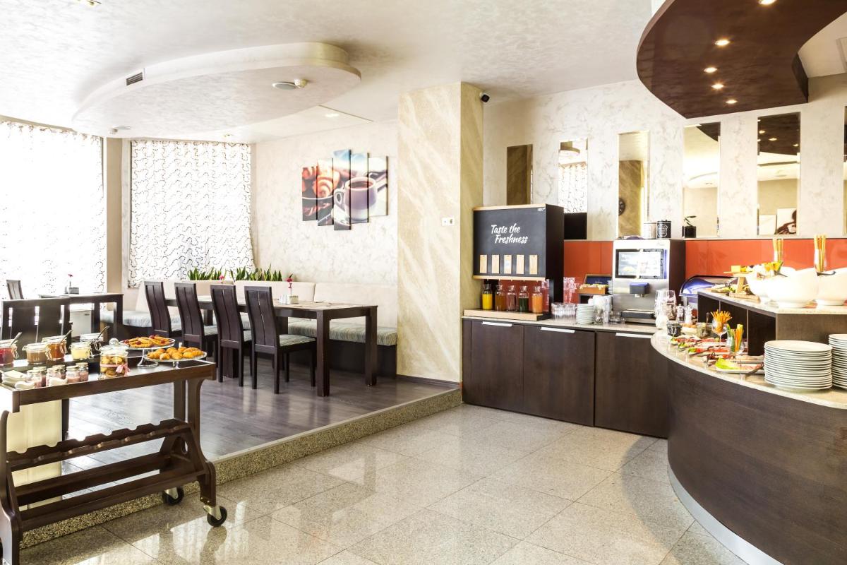 City Avenue Hotel by HMG - Housity