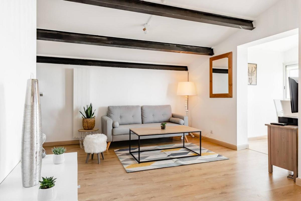 Appartement cosy Verduron vue mer panoramique - Housity