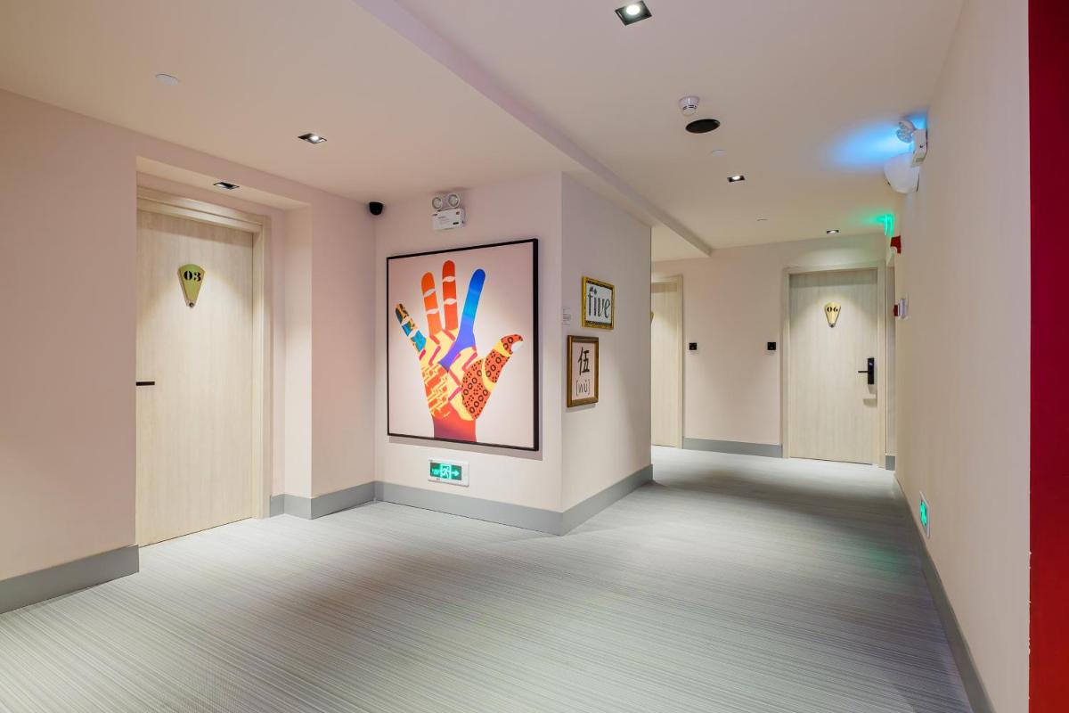 PACE HOTEL Suzhou Guanqian Branch - Housity