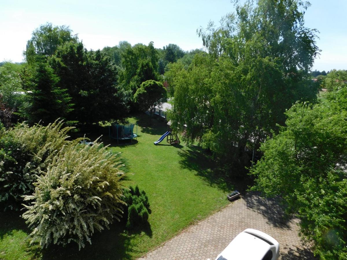 Erika Apartmanház - Housity