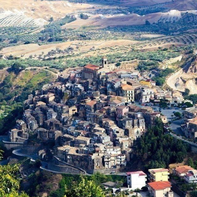 Il Borgo & il Feudo - Housity