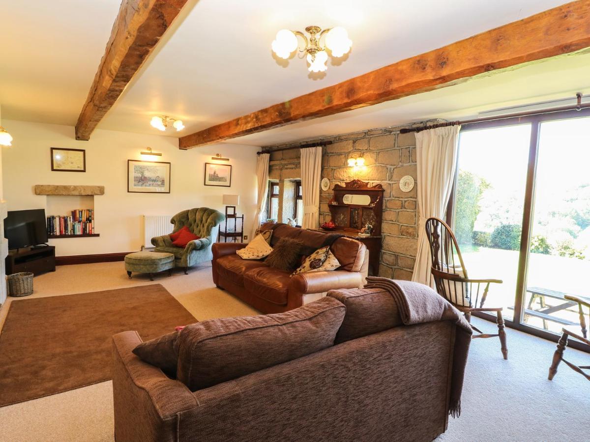 Shoebroad Barn - Housity