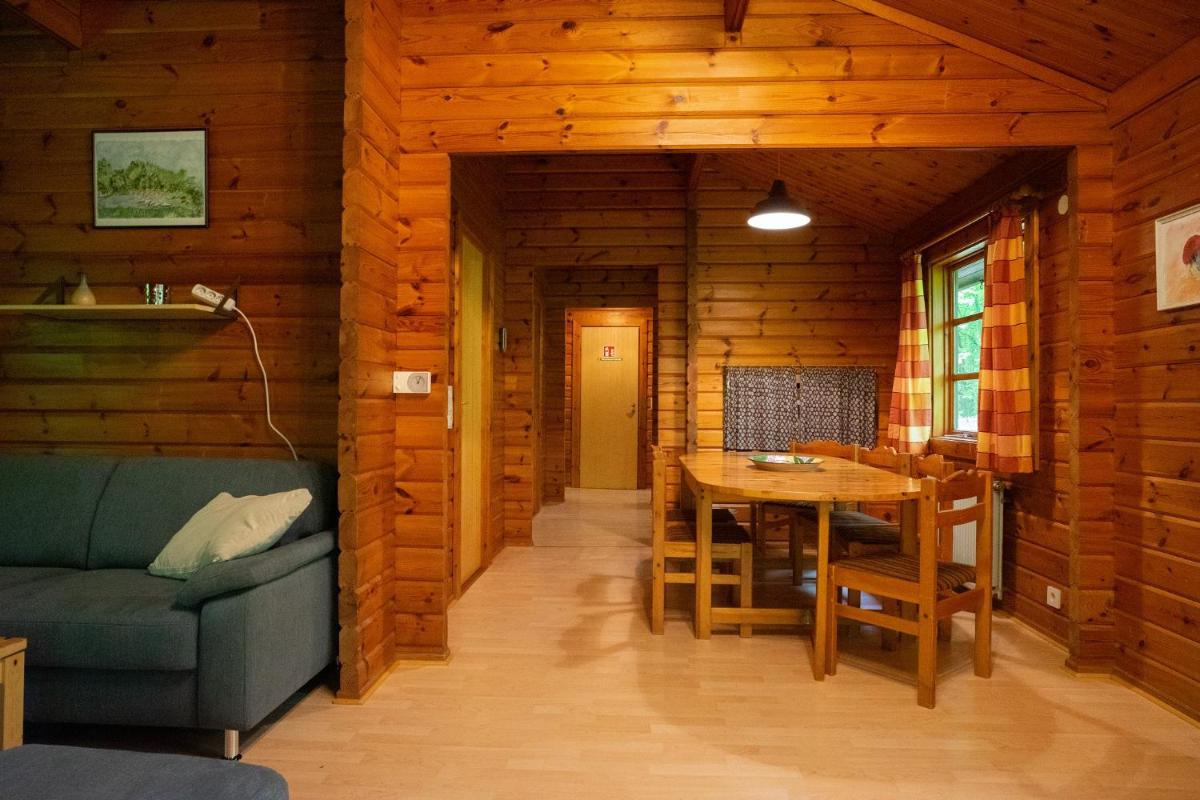 Bungalow; Haus 111 Ferienpark Twistesee, Bad Arolsen - Housity