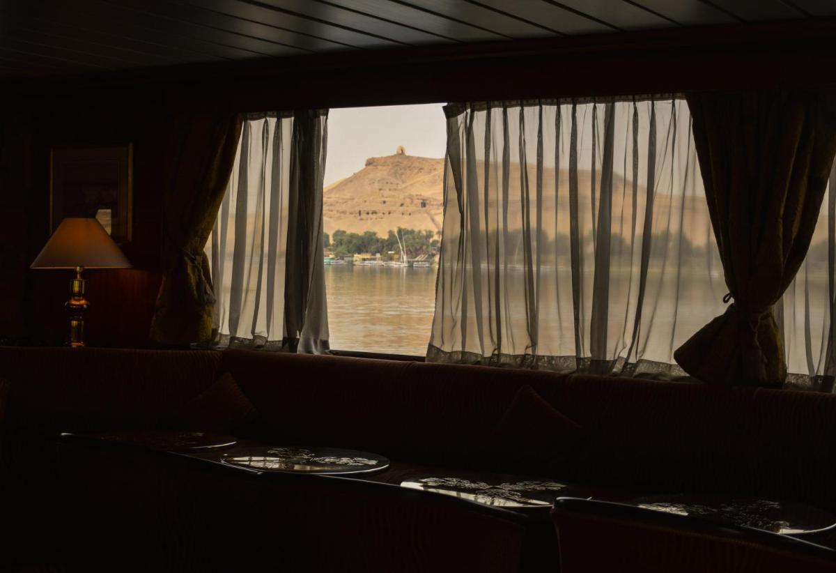 Nile Cruise Luxor Aswan 3,4 and 7 nights - Housity
