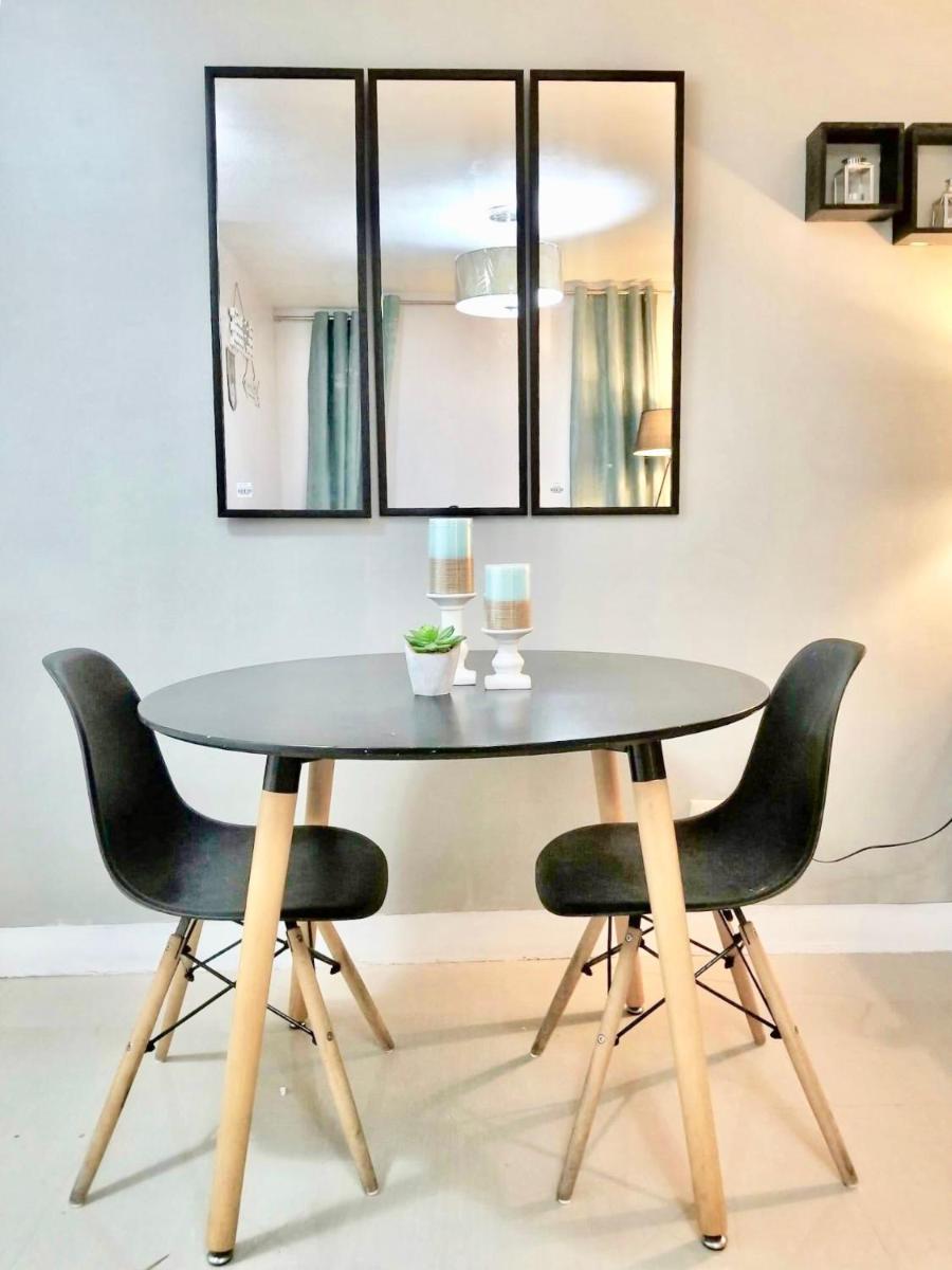 Super Cute Hampton Suites - Housity