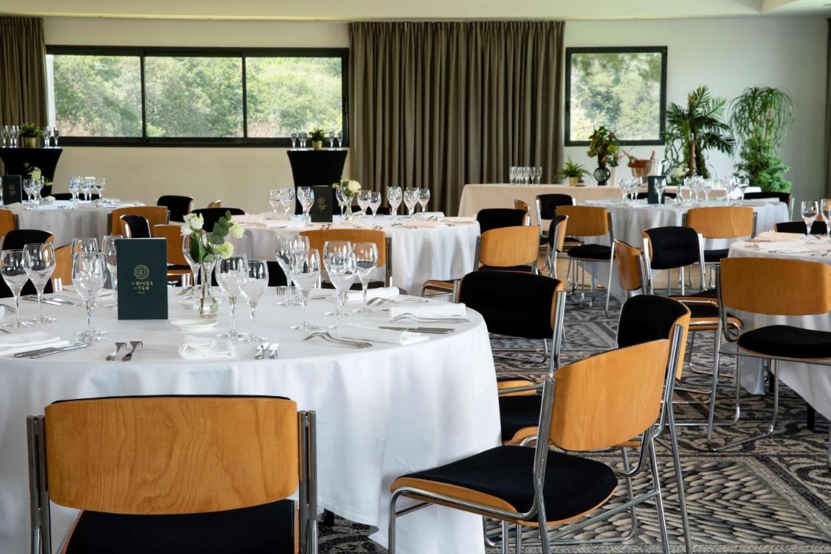Restaurant ou autre lieu de restauration dans l'établissement Best Western Plus Hotel les Rives du Ter