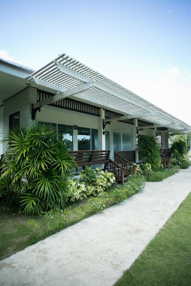 Nisasiri Boutique Resort - Housity