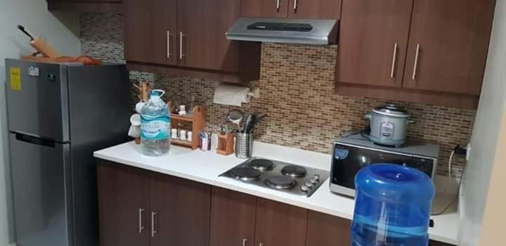 Padgett place unit 504 molave st lahug cebu city - Housity