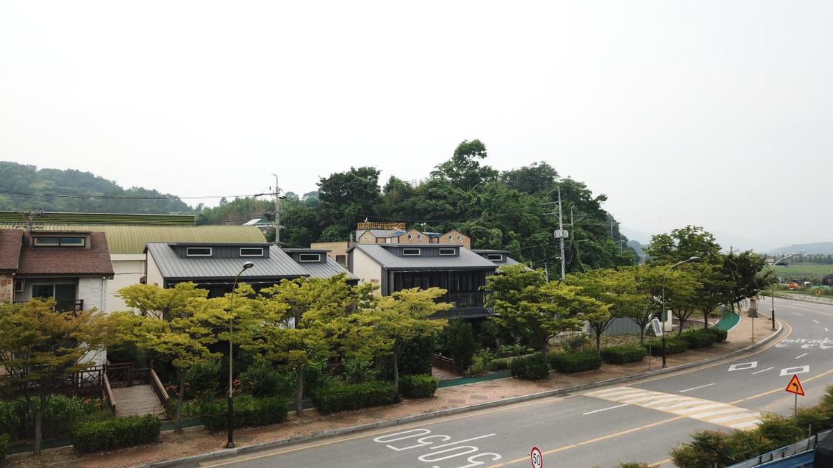 Suncheonbay Reed Field Pension - Housity