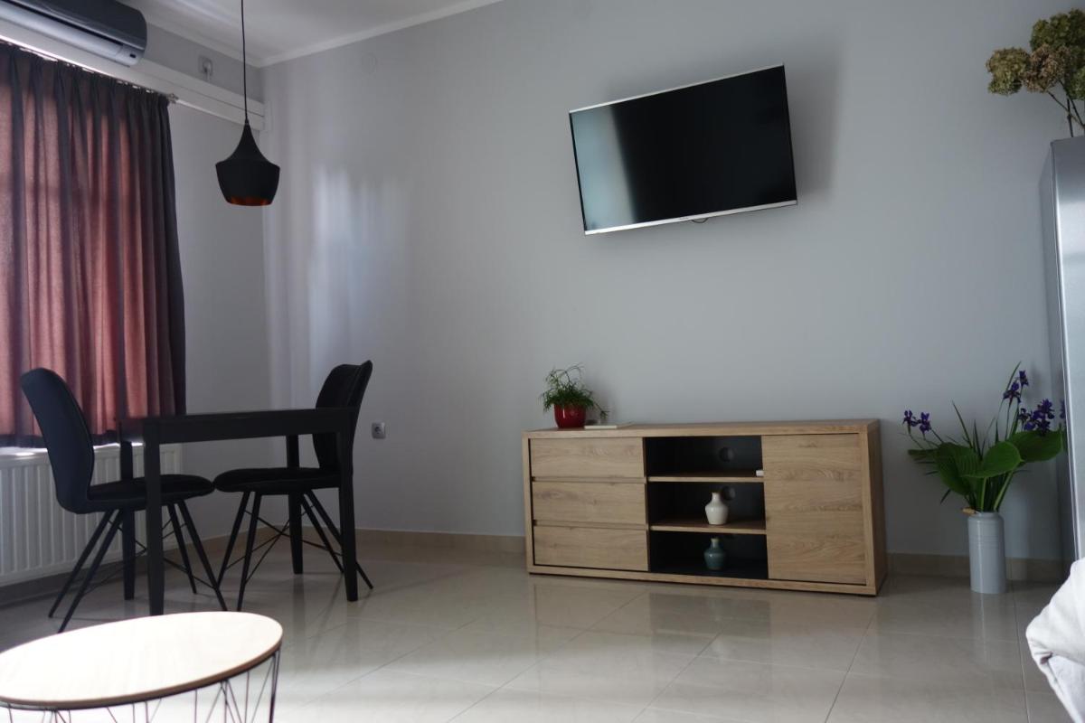 Studio apartmani Vinica - Housity