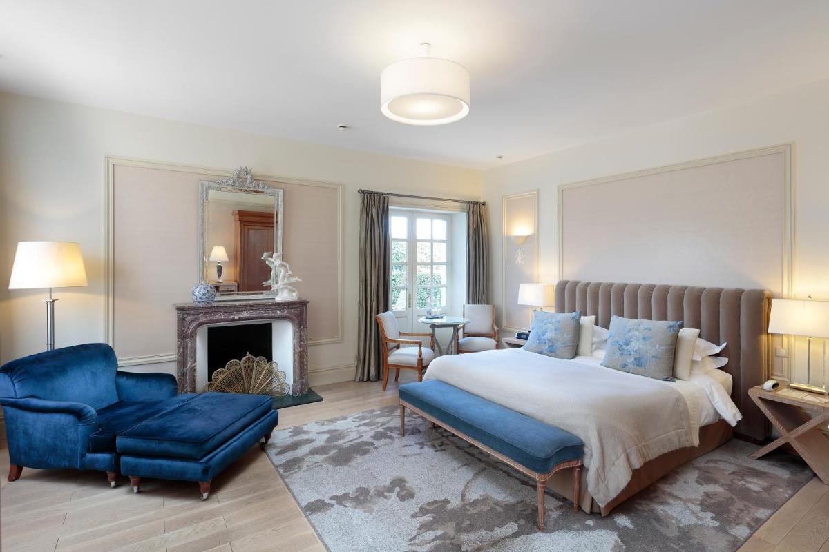 Chateau La Cheneviere - Housity