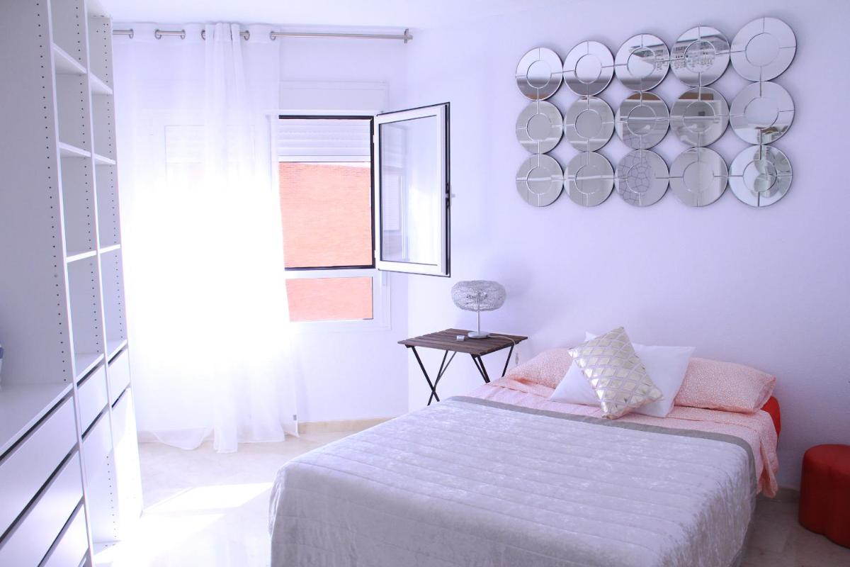Sunny Apartments, Alicante Centre - Housity