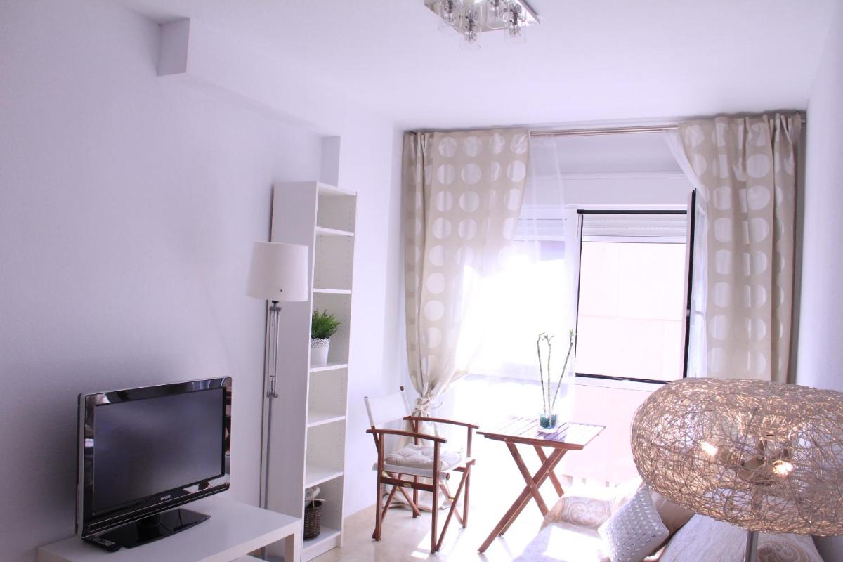 Sunny Apartments, Alicante Centre - Housity