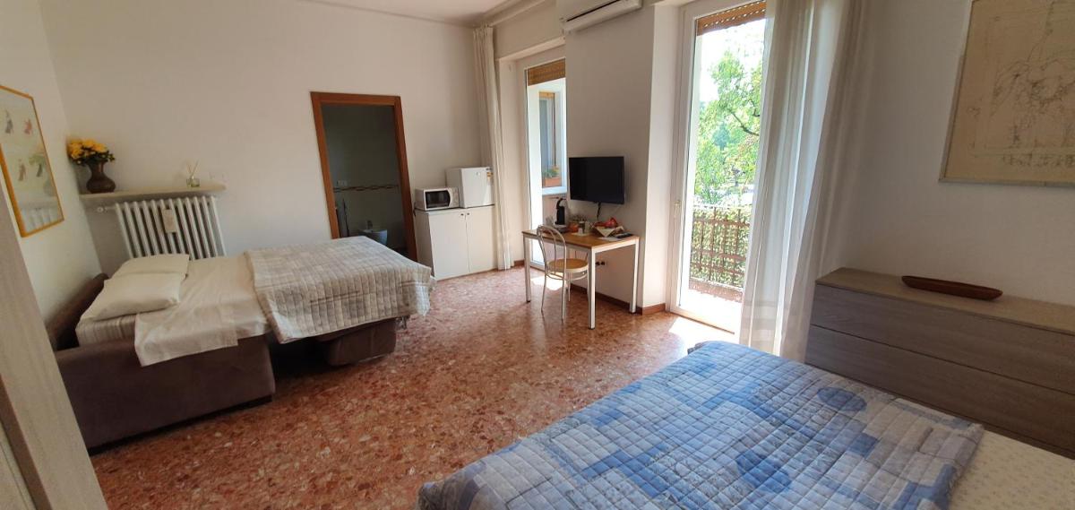 Lo Scoiattolo - Housity