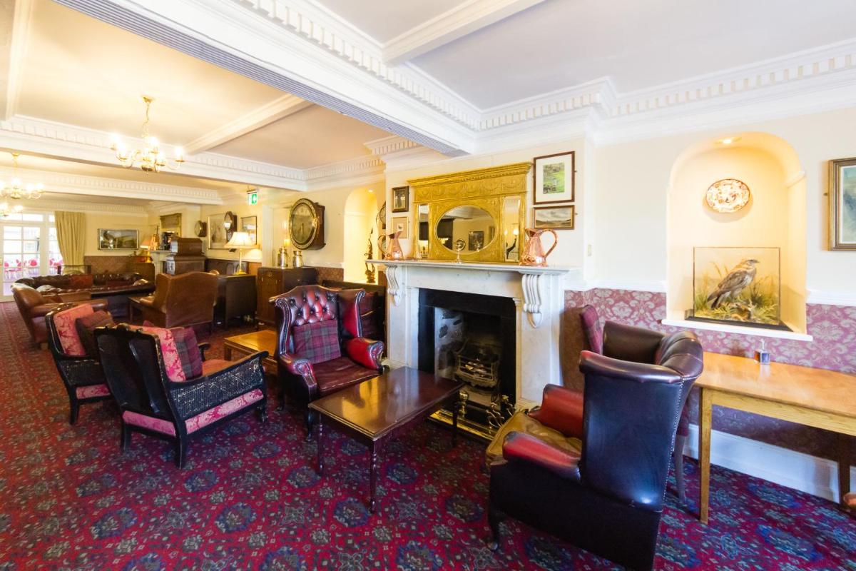 Two Bridges Hotel - Housity