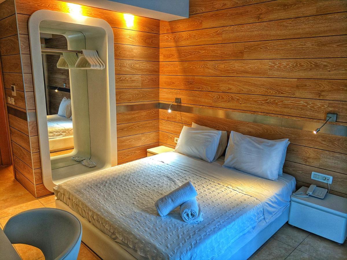 Aegean Blue Economy - Housity