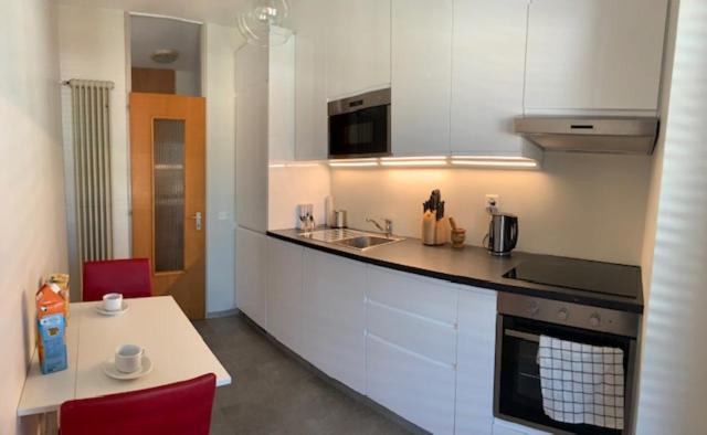 Karl&Deby Lugano stazione/centro - Housity