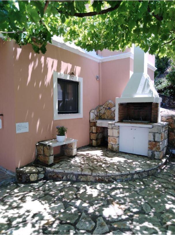 NIKO'S & KONSTANTINA'S FAMILY VACATION HOUSE - Housity